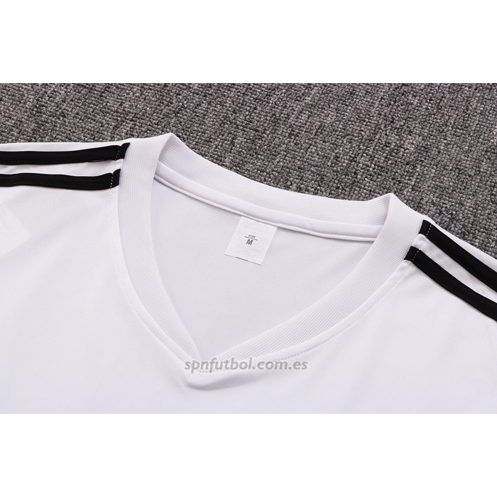 Chandal del Real Madrid Manga Corta 2022-2023 Blanco y Purpura